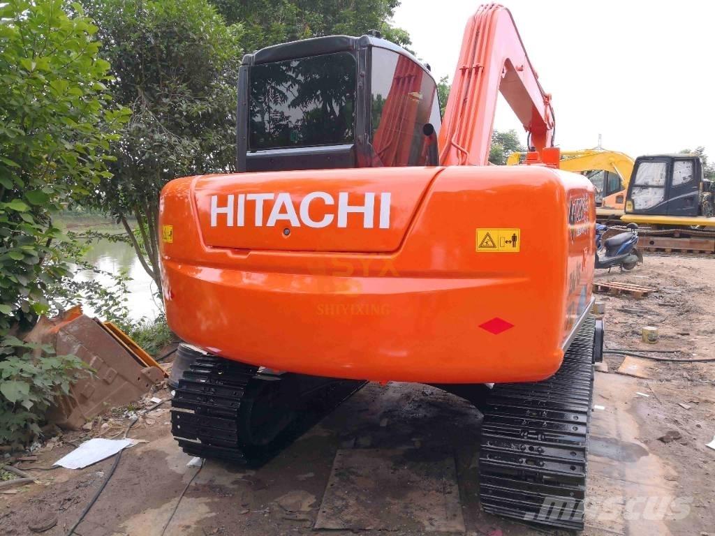 Hitachi ZX 70 중형굴삭기 7톤-28톤