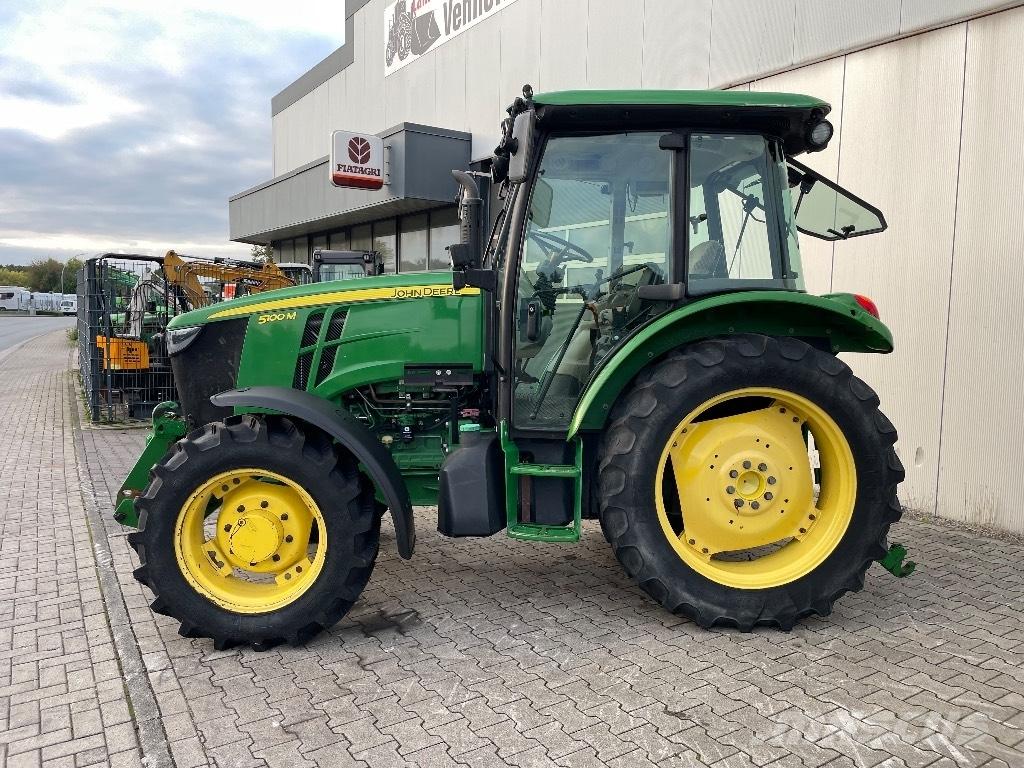 John Deere 5100 M 트랙터