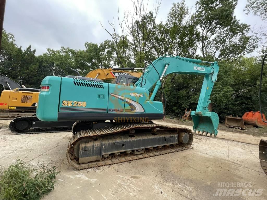 Kobelco 250 대형 굴삭기 29톤 이상