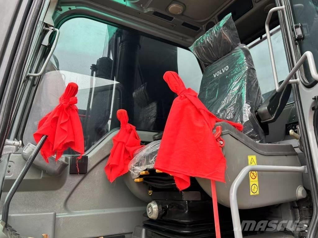 Volvo EC 240 대형 굴삭기 29톤 이상