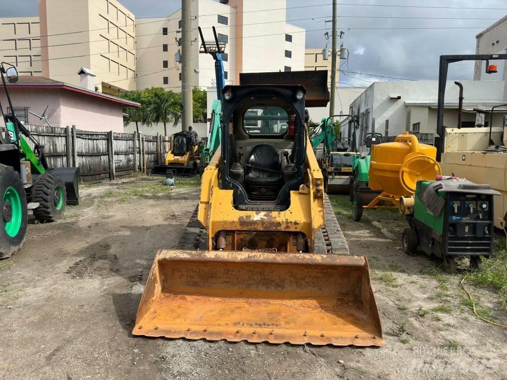 CAT 259 D  스키드로더