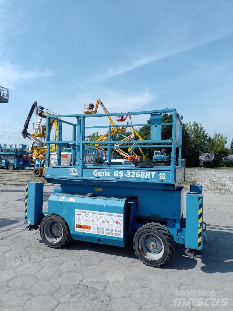 Genie GS 3268 가위형 리프트