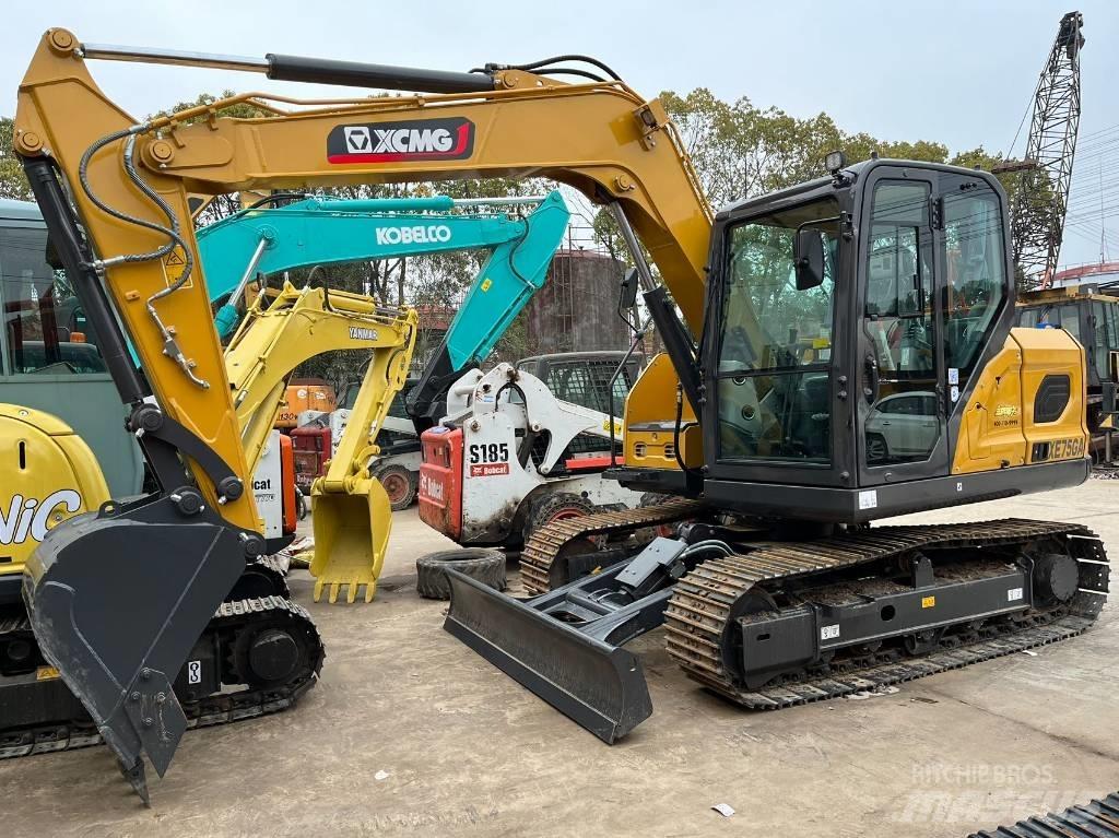 XCMG XE 75 D 중형굴삭기 7톤-28톤