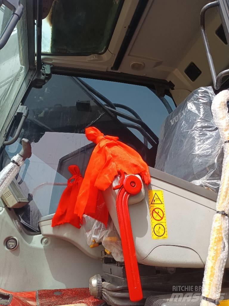 Volvo EC 480 대형 굴삭기 29톤 이상