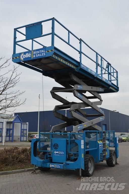 Genie GS4390RT 가위형 리프트