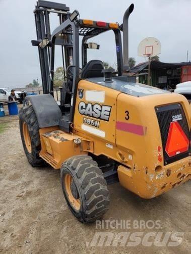 CASE 586H 험지용 트럭
