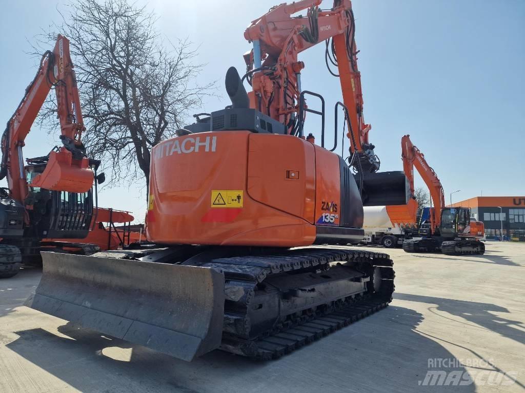 Hitachi ZX135-6 대형 굴삭기 29톤 이상