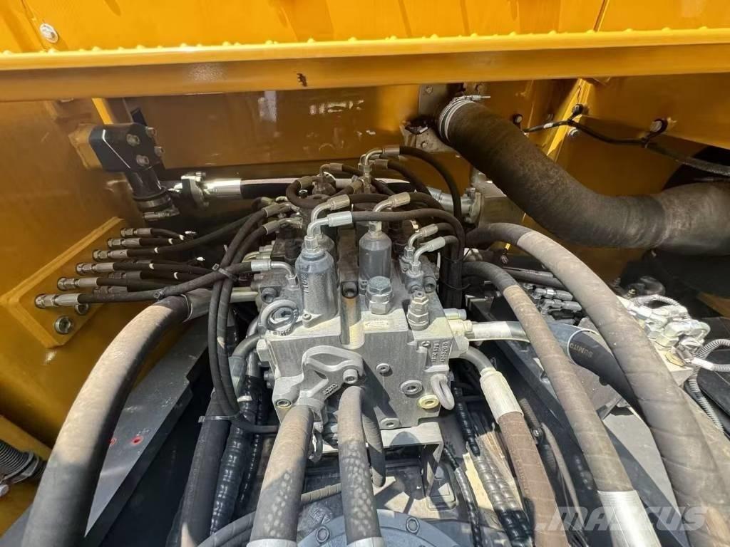 XCMG XE 300 GK 대형 굴삭기 29톤 이상