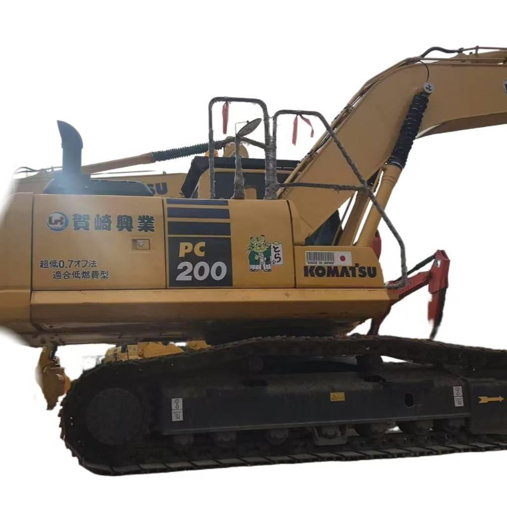 Komatsu PC 200-8 대형 굴삭기 29톤 이상