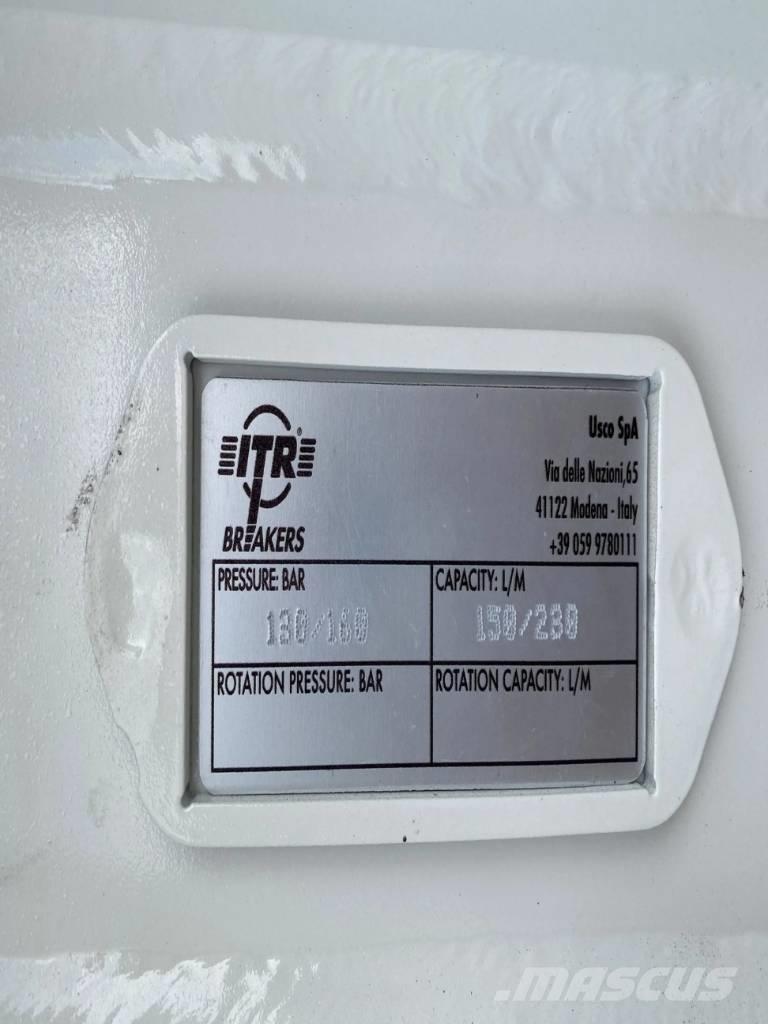  ITR UNH137 브레이커