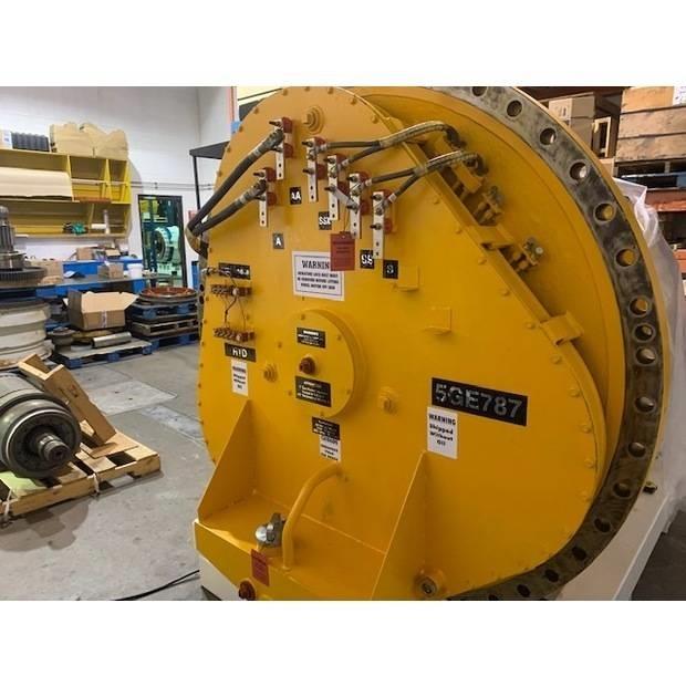 Komatsu 830 E 연결식 홀러