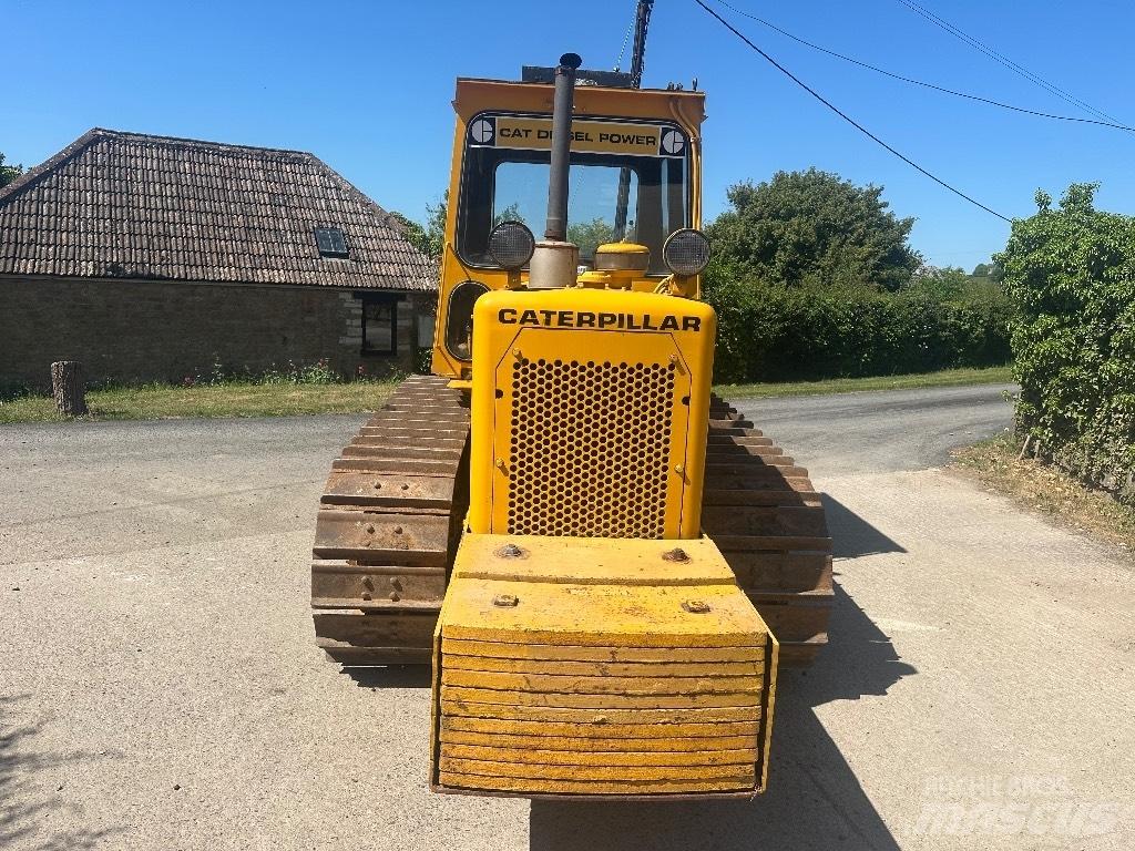 CAT D4d 트랙터
