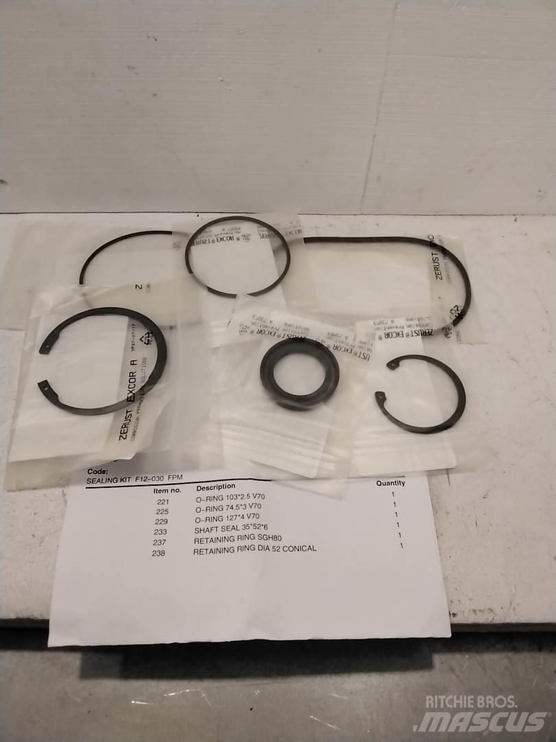 Ponsse 0064806 유압식 기계
