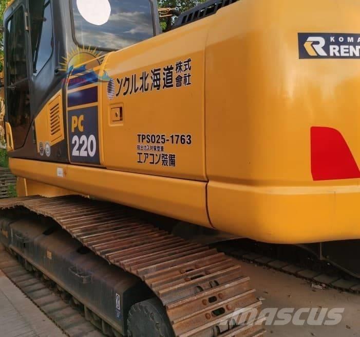 Komatsu PC 220-7 대형 굴삭기 29톤 이상