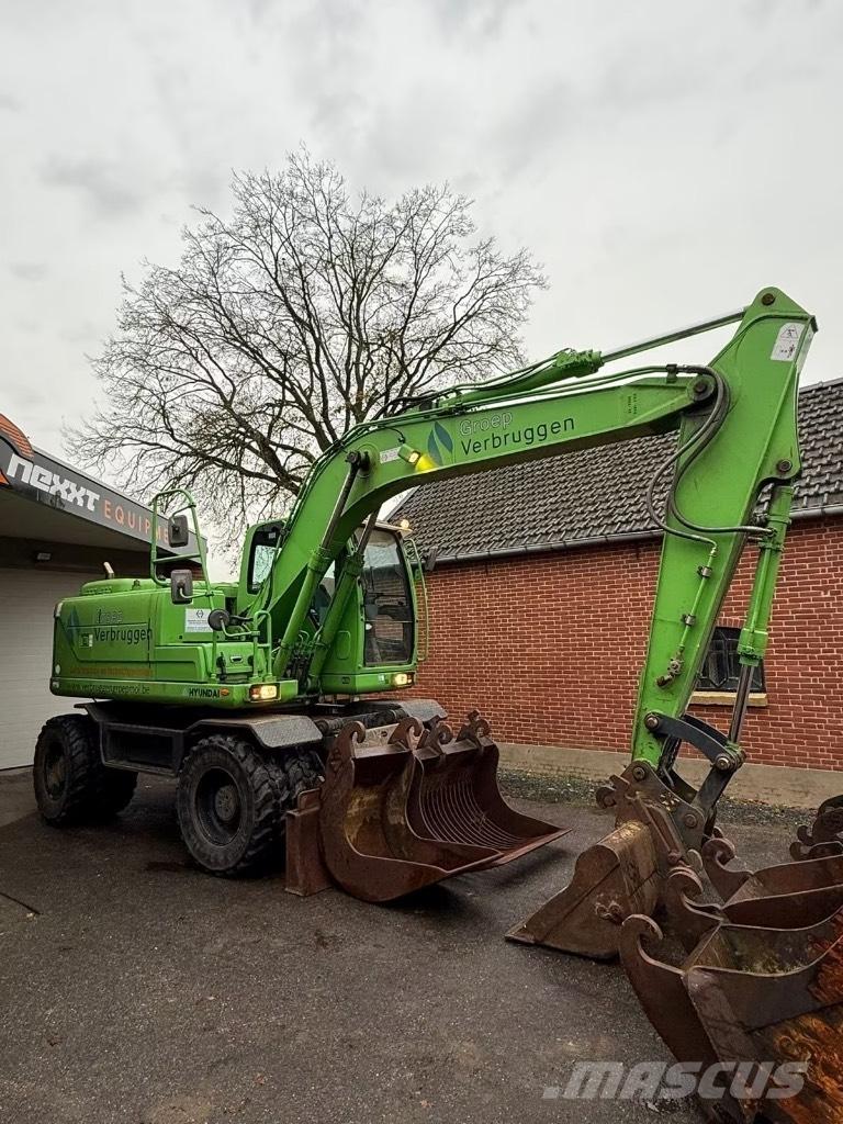 Hyundai R140W-9  휠 굴삭기