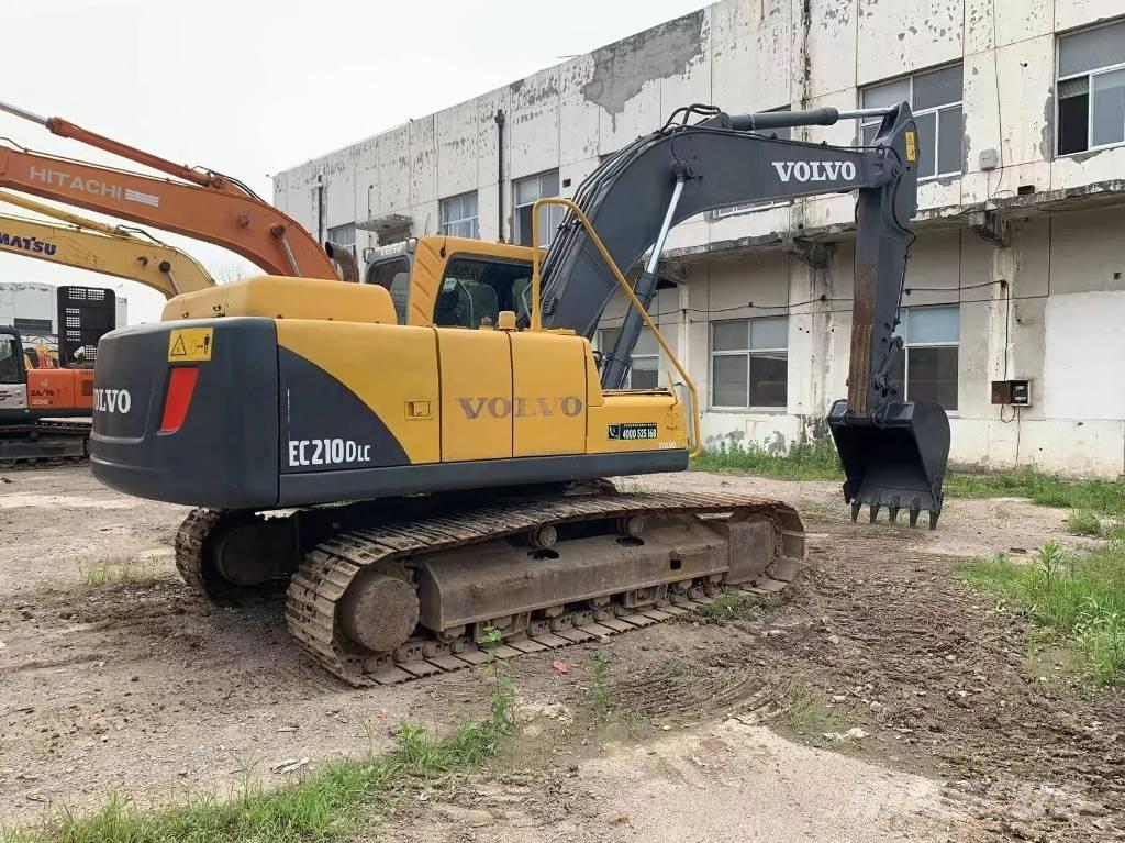 Volvo EC210D 대형 굴삭기 29톤 이상
