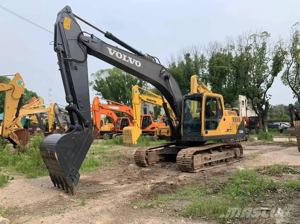 Volvo EC210D 대형 굴삭기 29톤 이상