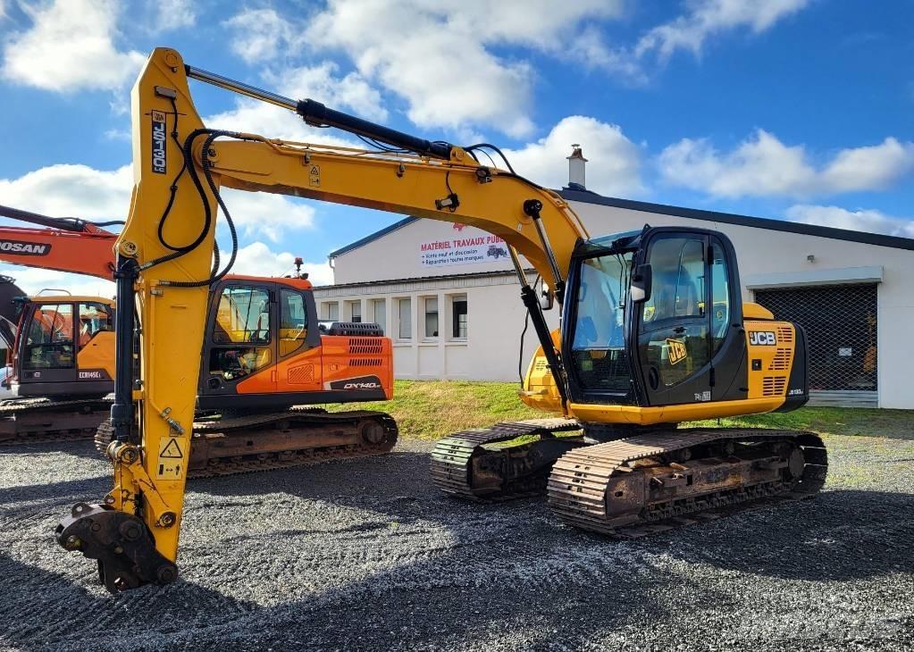 JCB JS 130 LC 대형 굴삭기 29톤 이상