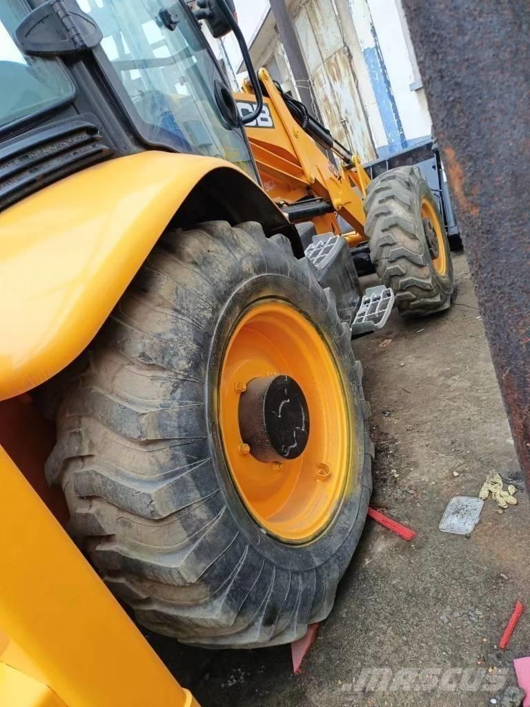 JCB 3 CX  휠 굴삭기