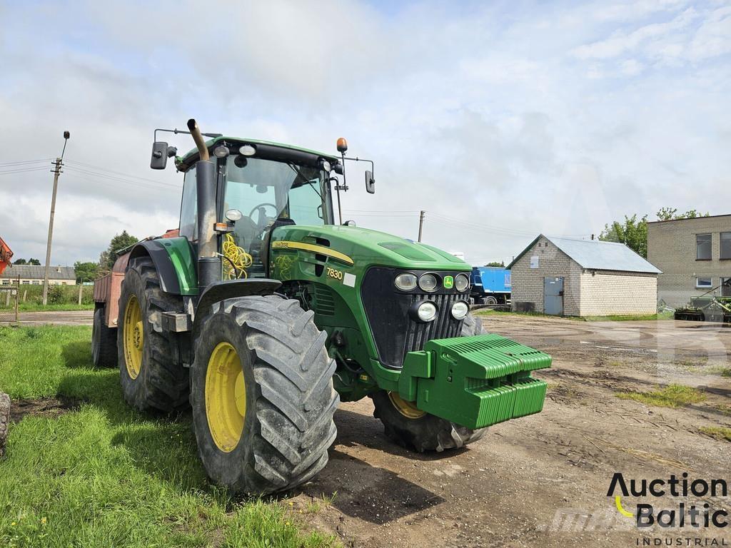 John Deere 7830 트랙터