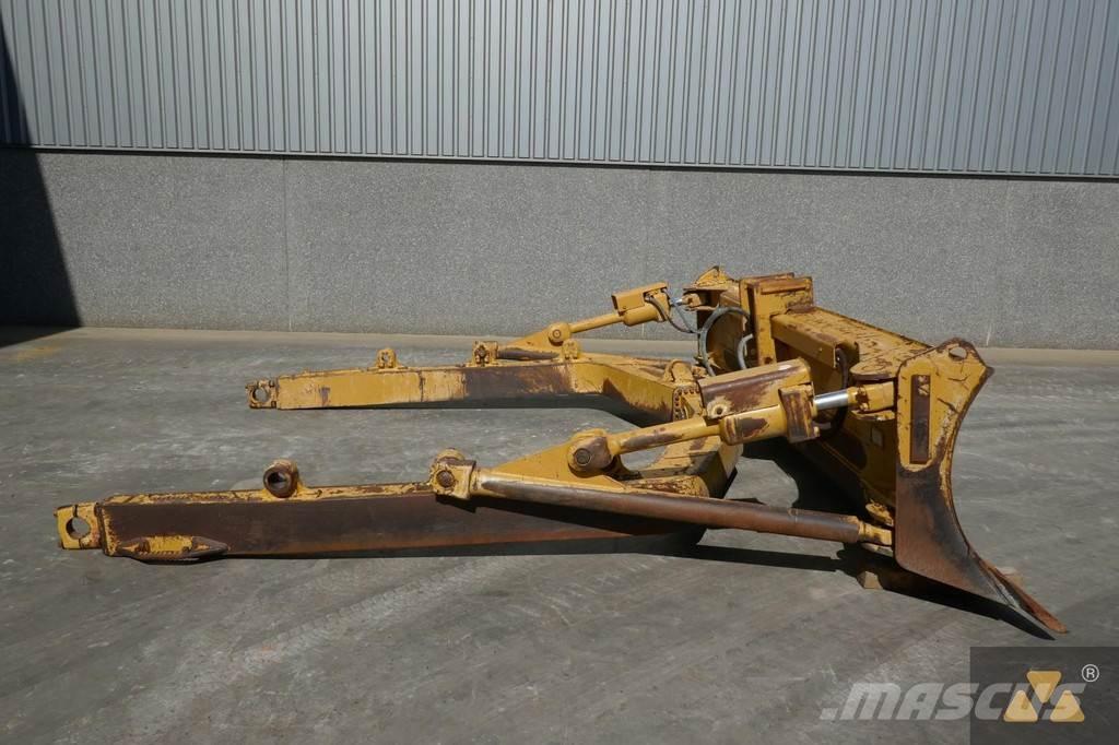 CAT D8T Blade 삽날
