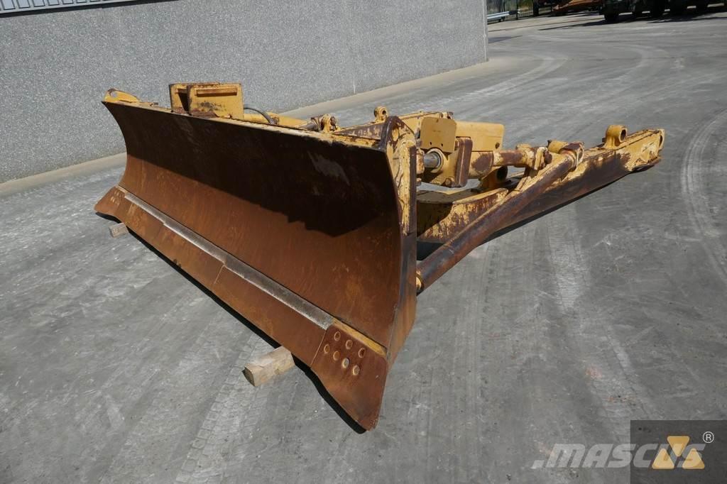 CAT D8T Blade 삽날