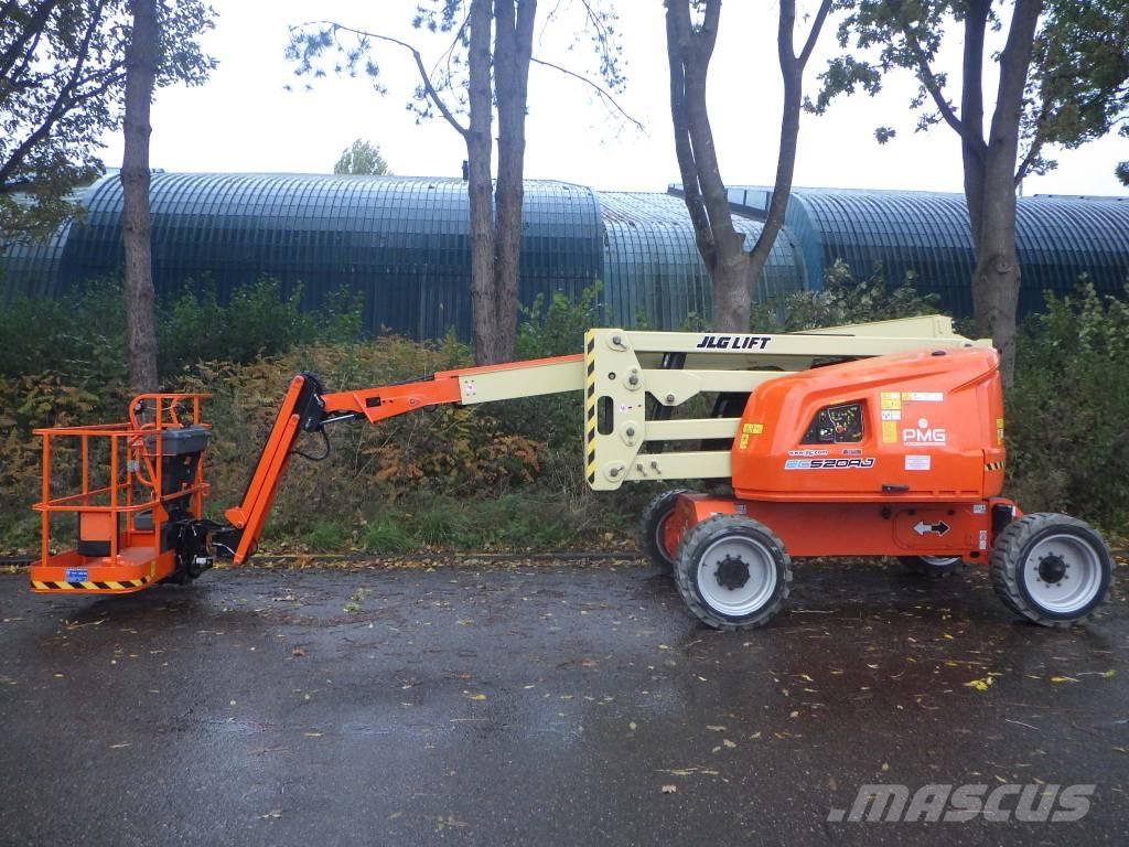 JLG EC520AJ 관절형 전동이동 리프트
