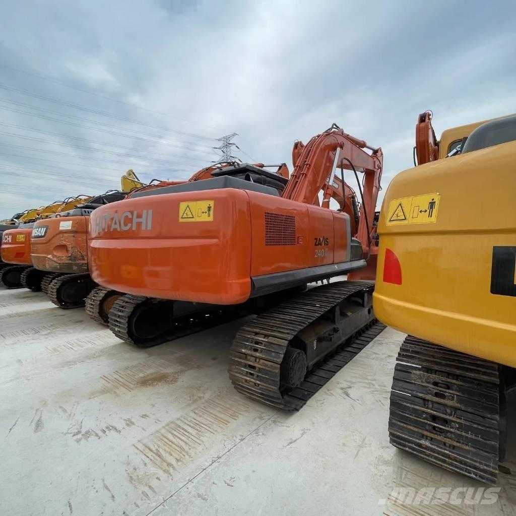 Hitachi ZX 240 대형 굴삭기 29톤 이상