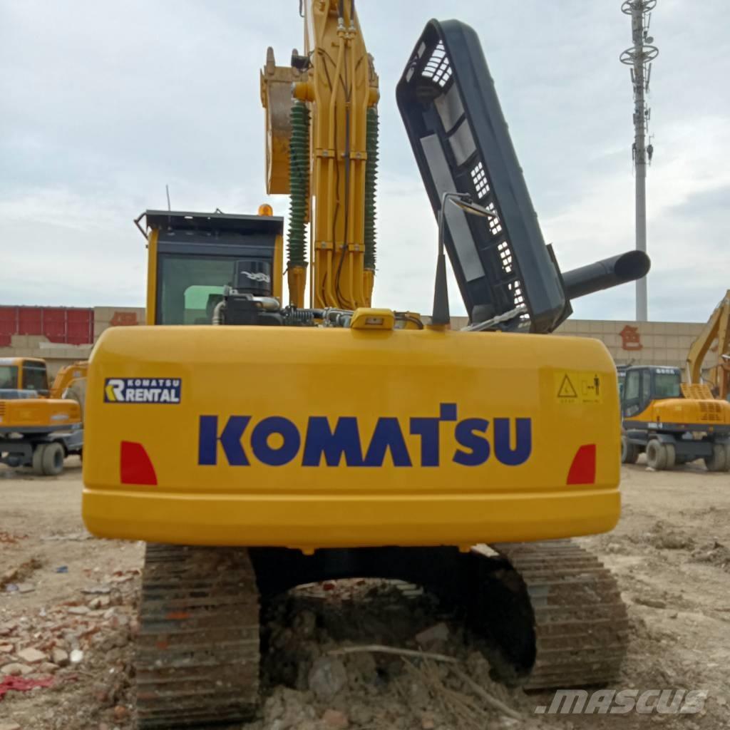 Komatsu PC 220-8 대형 굴삭기 29톤 이상