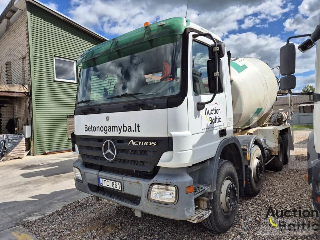 Mercedes-Benz 3236 콘크리트 믹서트럭