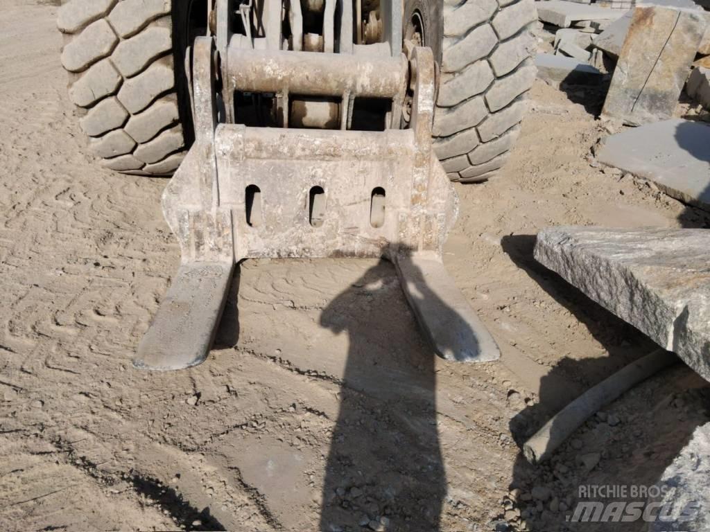 Volvo L 180 C  휠로우더