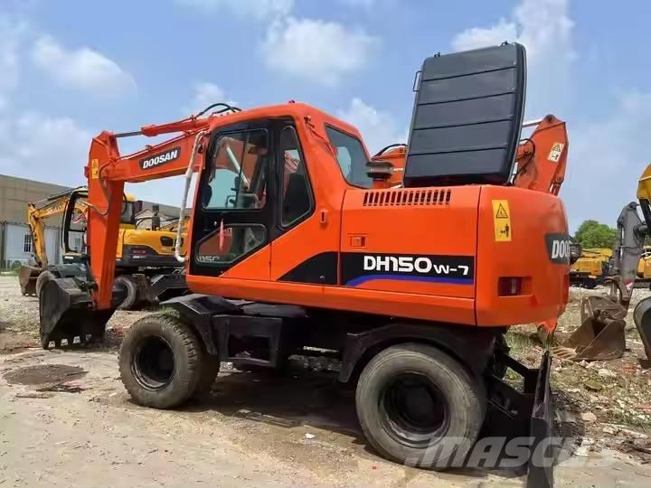 Doosan DH150W-7  휠 굴삭기