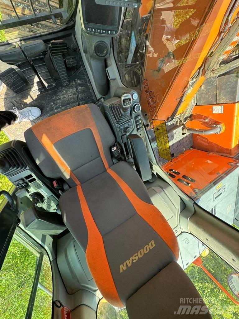 Doosan DX 140 LCR 대형 굴삭기 29톤 이상