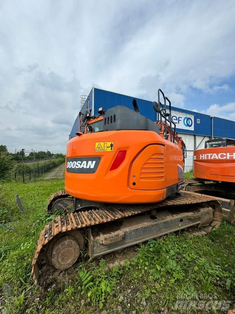 Doosan DX 140 LCR 대형 굴삭기 29톤 이상