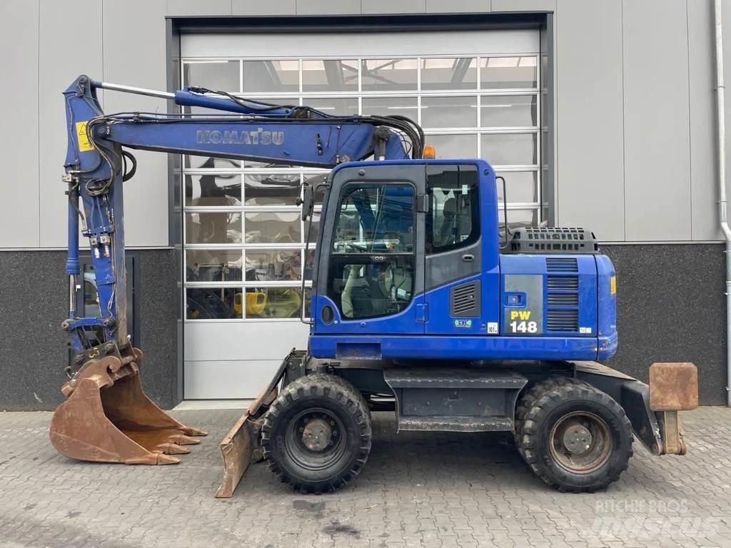 Komatsu PW148-8  휠 굴삭기