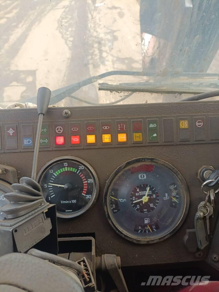 Liebherr 1160/1 A/T 크레인