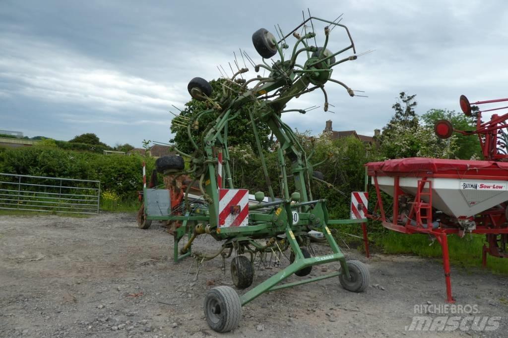 Krone KWT 10.50/8x7 갈퀴 및 테더