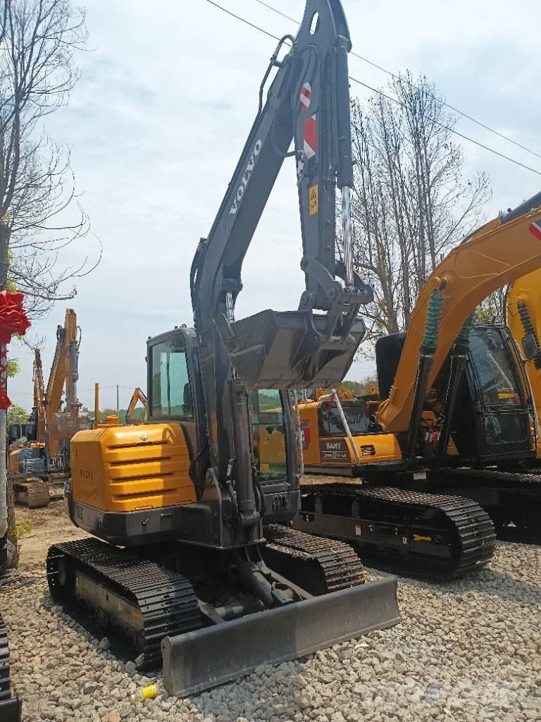 Volvo EC 60 대형 굴삭기 29톤 이상
