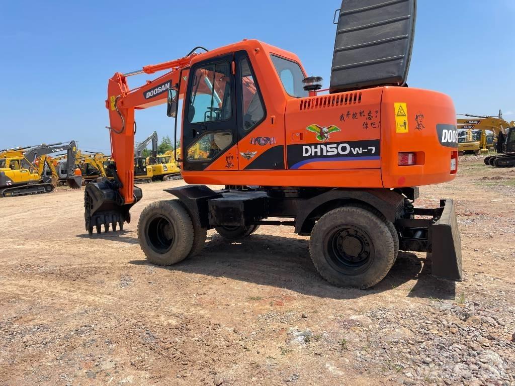 Doosan 150  휠 굴삭기