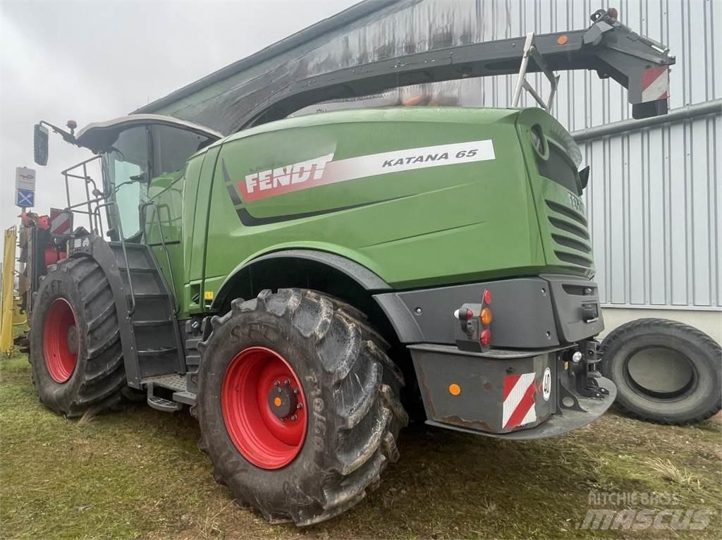 Fendt Katana 65 자동 초지기계