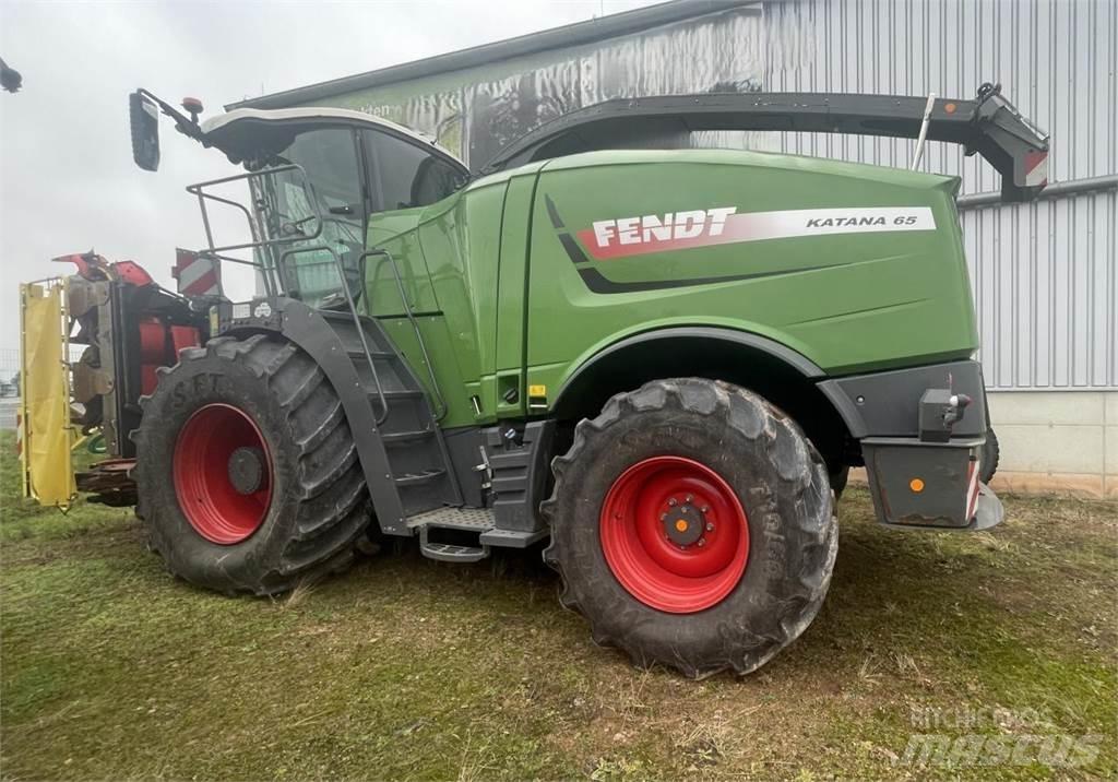 Fendt Katana 65 자동 초지기계