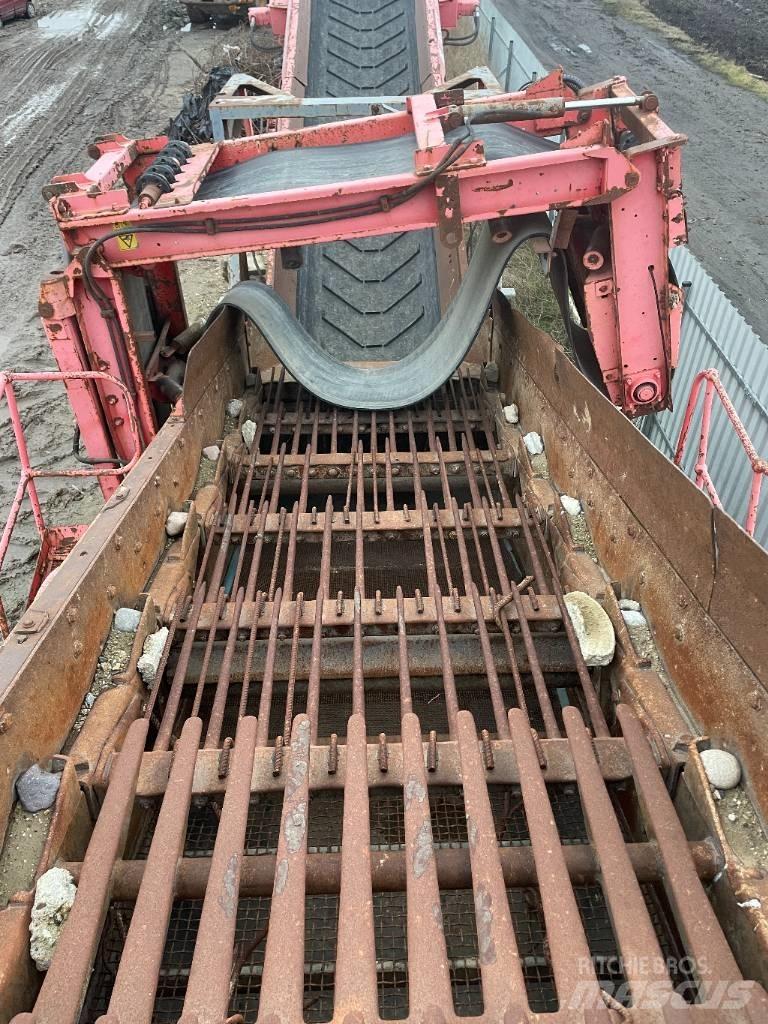 Terex Finlay 883 스크리너