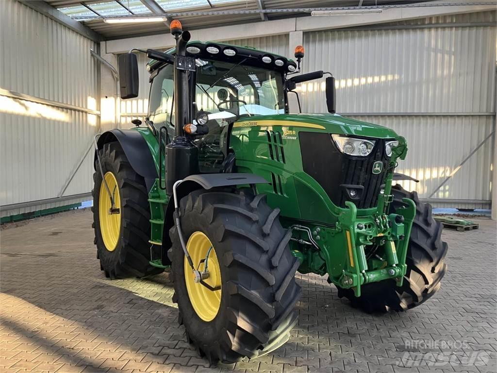 John Deere 6215R 트랙터
