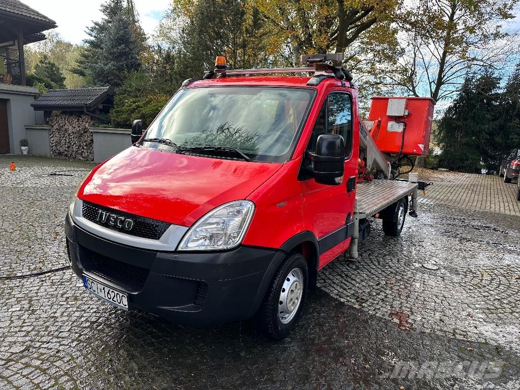 Iveco Daily 2.3 트럭 탑재 고소작업대