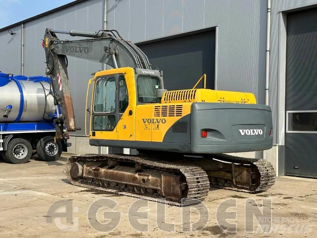 Volvo EC210BLC 대형 굴삭기 29톤 이상