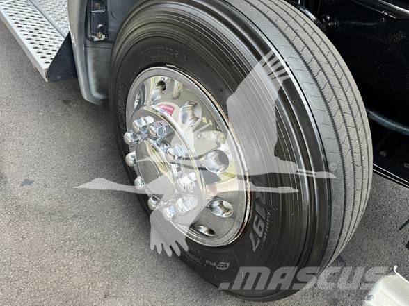 Kenworth T680 트랙터 유닛