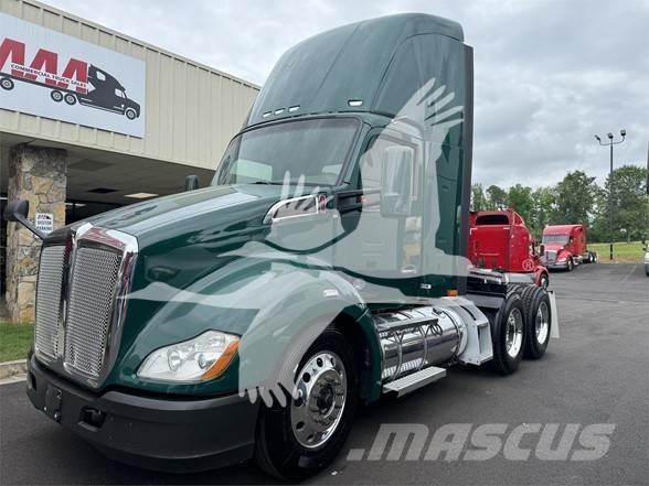 Kenworth T680 트랙터 유닛