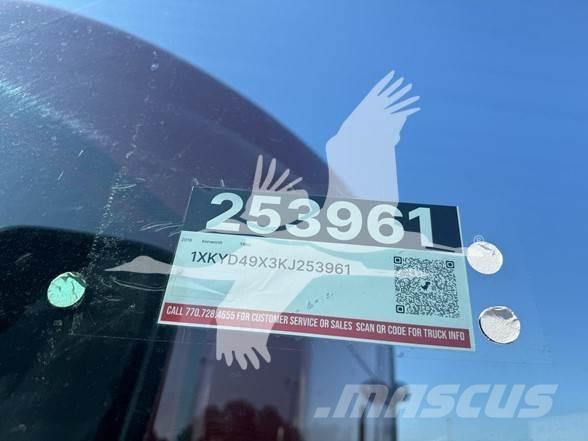 Kenworth T680 트랙터 유닛