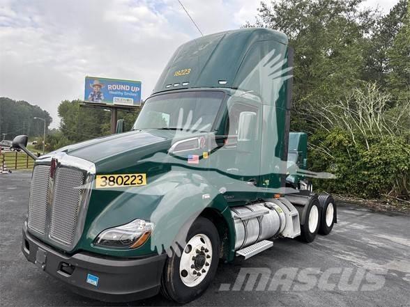 Kenworth T680 트랙터 유닛