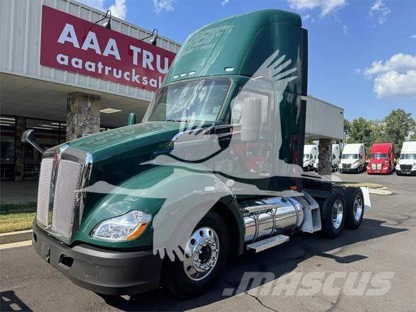 Kenworth T680 트랙터 유닛